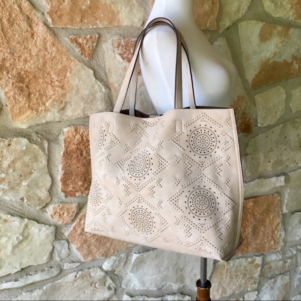 New Anthropologie Alice Springs Tote in Tan - Picture 2 of 8